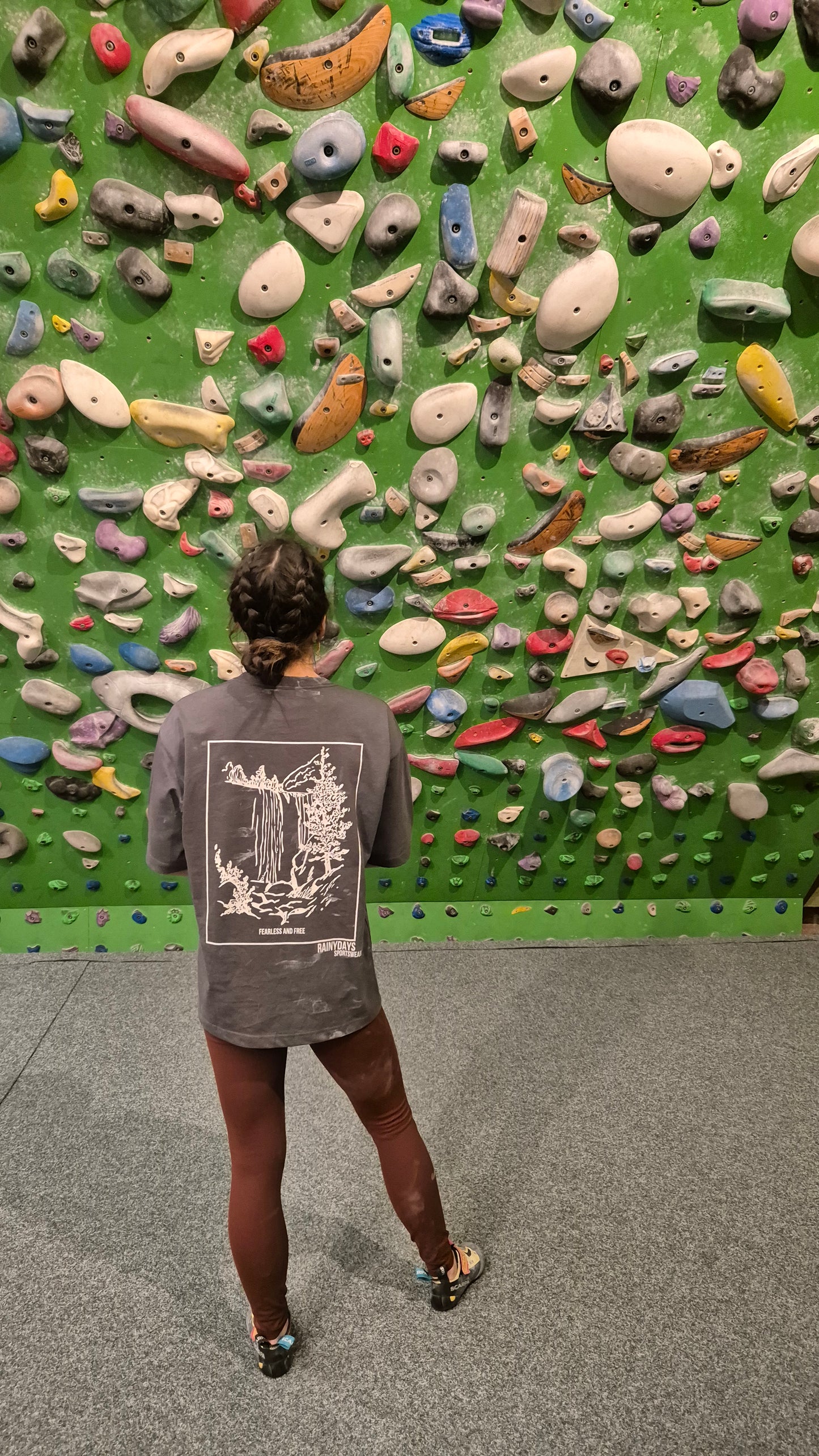 SLOPER - Oversized Unisex FEARLESS Tee